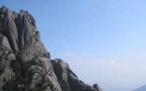 三聯(lián)屏設計/26萬起 廣汽蔚來新SUV續(xù)航643公里